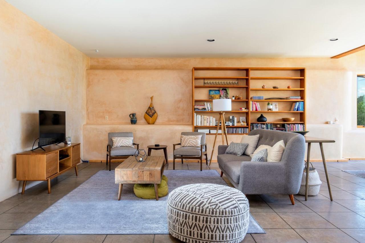 Santa Fe Ridgetop Retreat With 2 Hot Tubs And Views Экстерьер фото