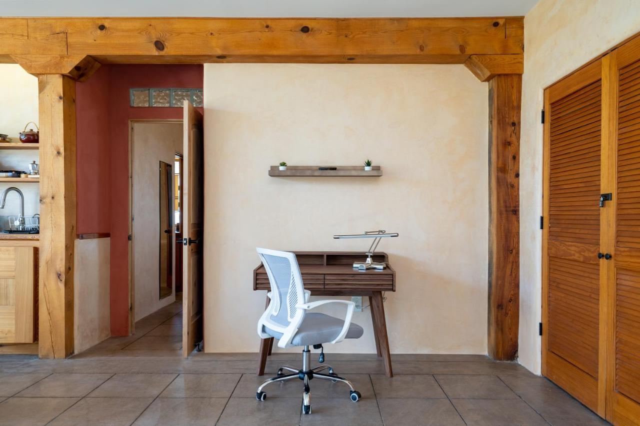 Santa Fe Ridgetop Retreat With 2 Hot Tubs And Views Экстерьер фото
