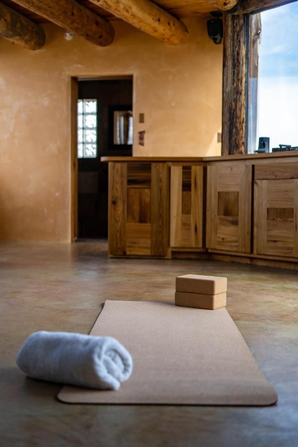 Santa Fe Ridgetop Retreat With 2 Hot Tubs And Views Экстерьер фото